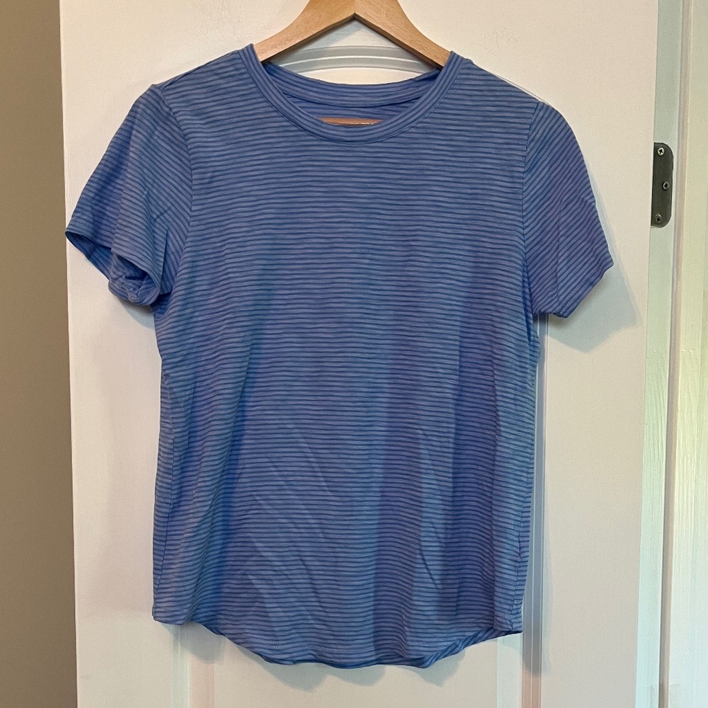 Old Navy Women’s Everywear T-Shirt- Blue Stripe- Size Medium